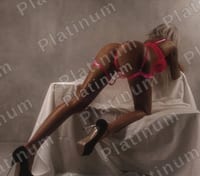 Irina, escort in Bucharest (5/5)